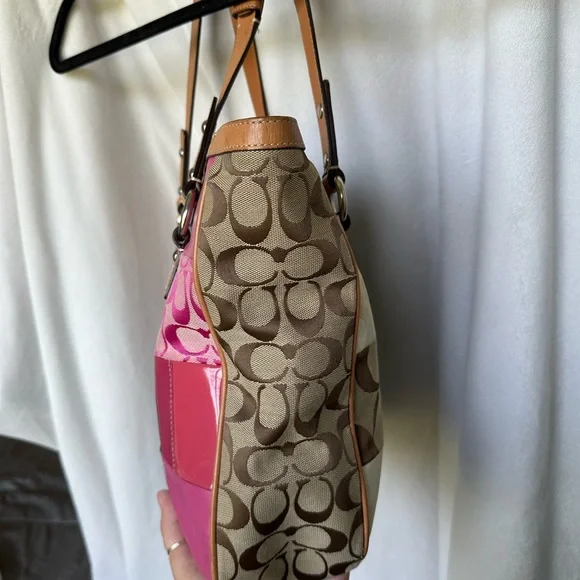 Vintage Coach Patchwork Leather Tote Bag - Multicolor - Picture 3 of 7